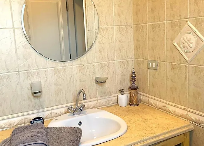 Coral Blue 'an Expansive Spacious 4 Bedroom In El Gouna' Villa *